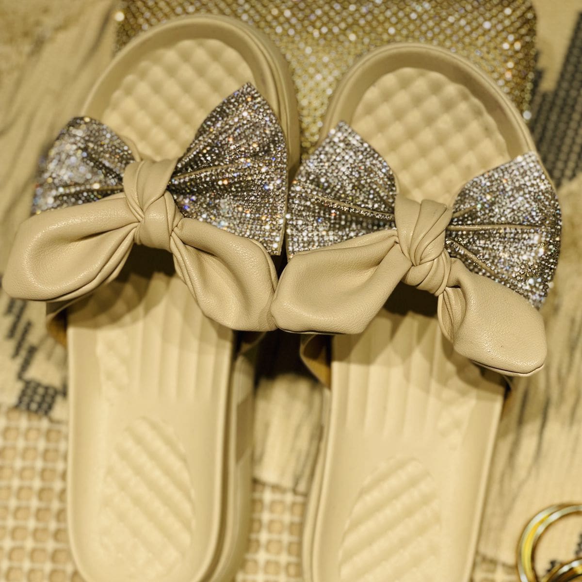 

Rhinestone & Bow Decor Flatform Mules, Beige
