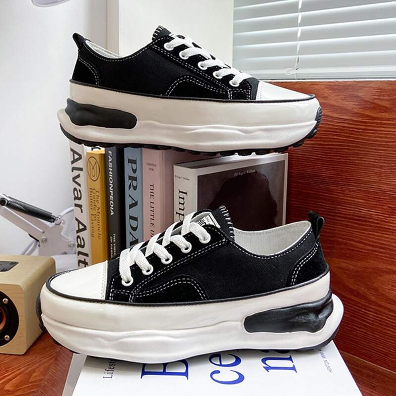 

Lace Up Front Canvas Shoes, Black