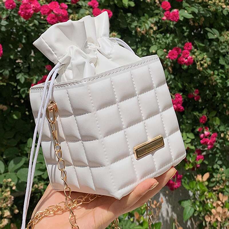 

Drawstring Bucket Bag, White