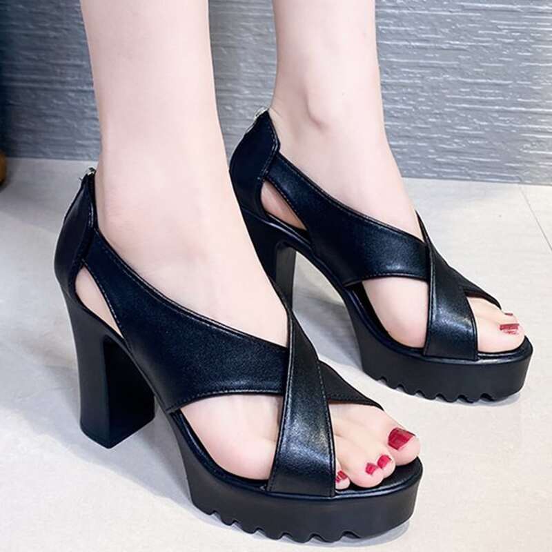 

Cross Strap Chunky Heeled Sandals, Black