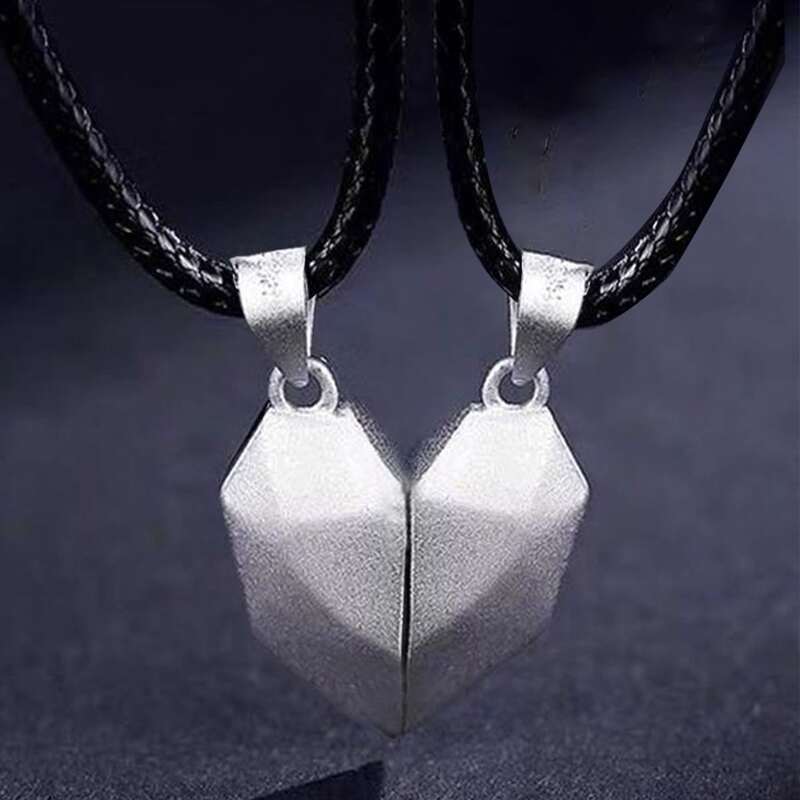 

2pcs Guys Heart Charm Necklace, White