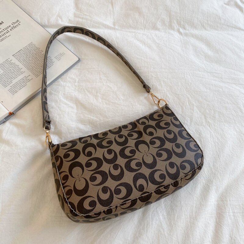 

Graphic Baguette Bag, Coffee brown