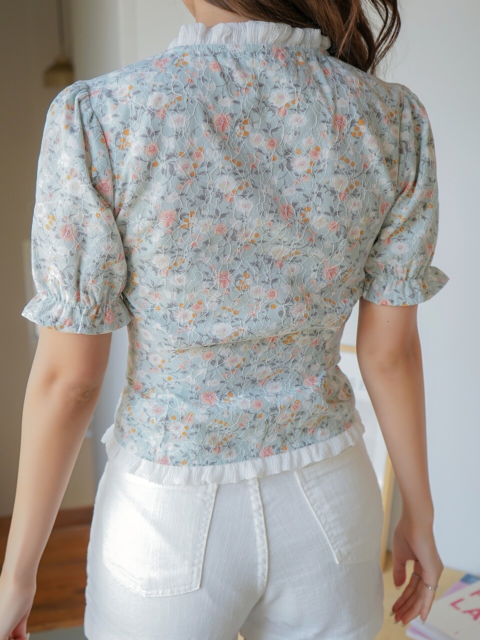 Ditsy Floral Puff Sleeve Frill Trim Blouse