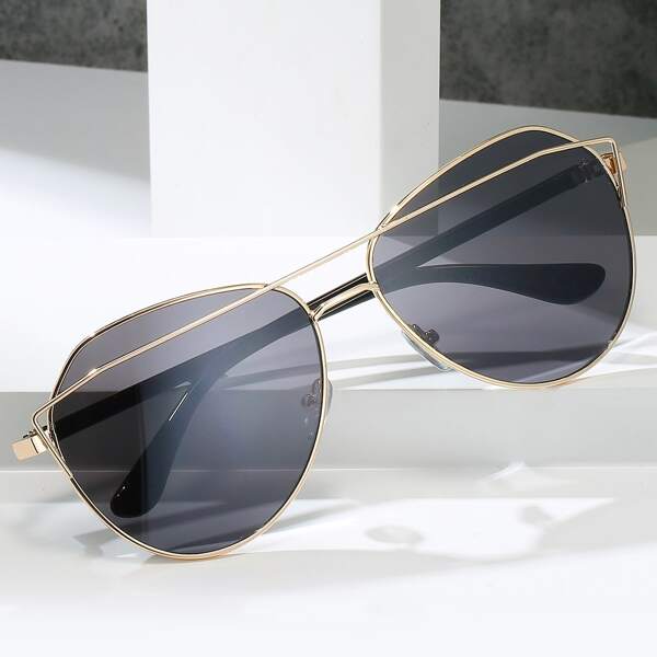 

Metal Frame Sunglasses
