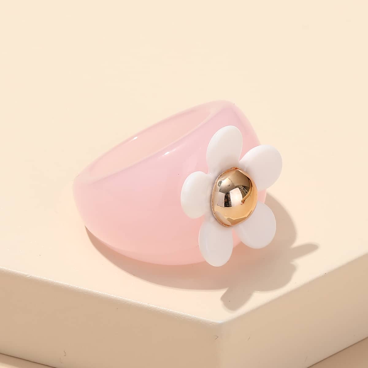

Flower Decor Ring, Multicolor