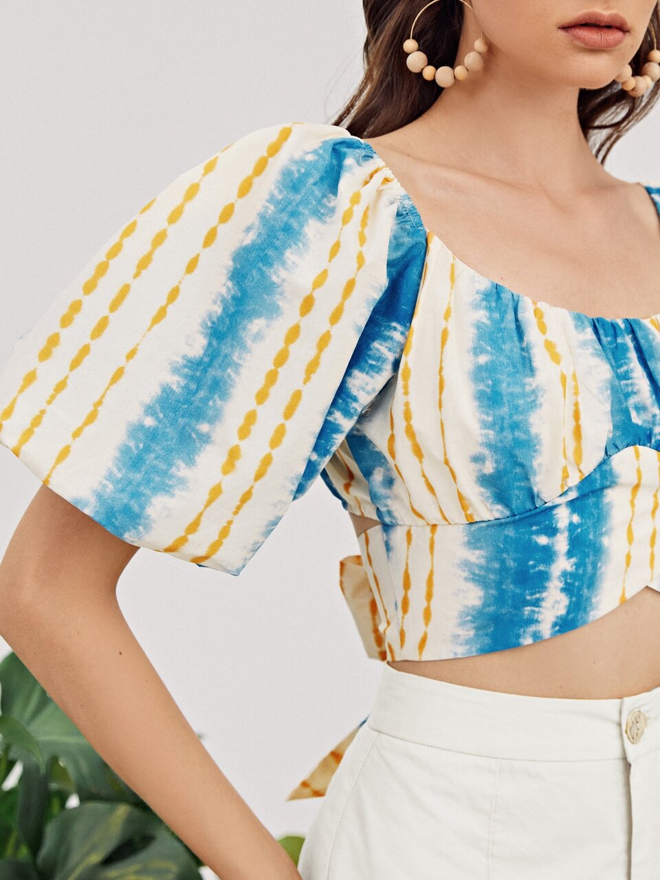 Tie Back Puff Sleeve Top