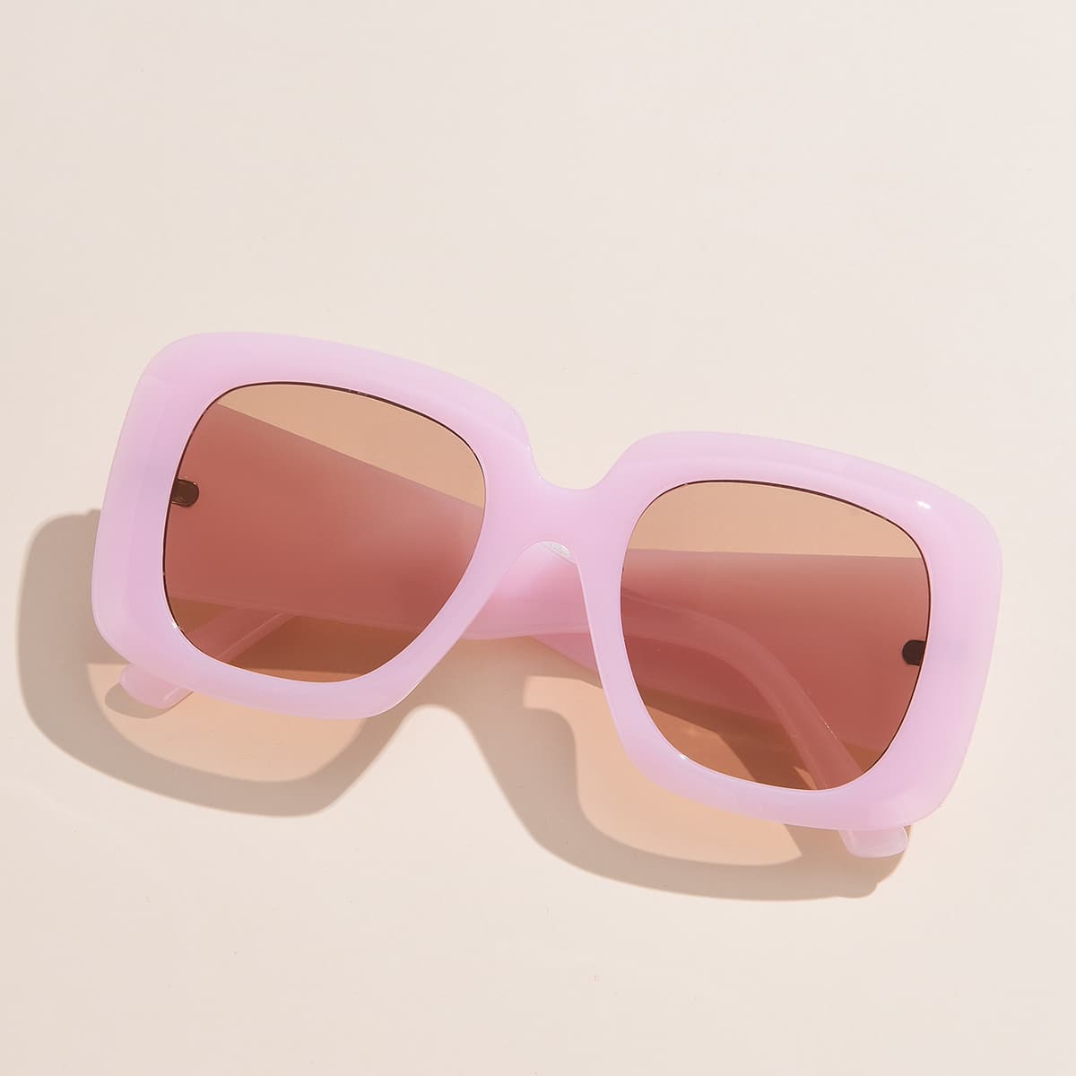 

Guys Square Frame Sunglasses, Champagne