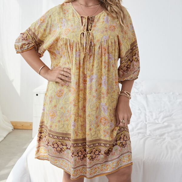 

Plus Allover Floral Print Tie Neck Smock Dress, Yellow