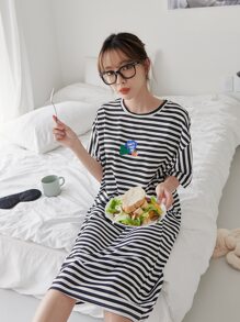 DAZY 卡通和標語圖案睡裙