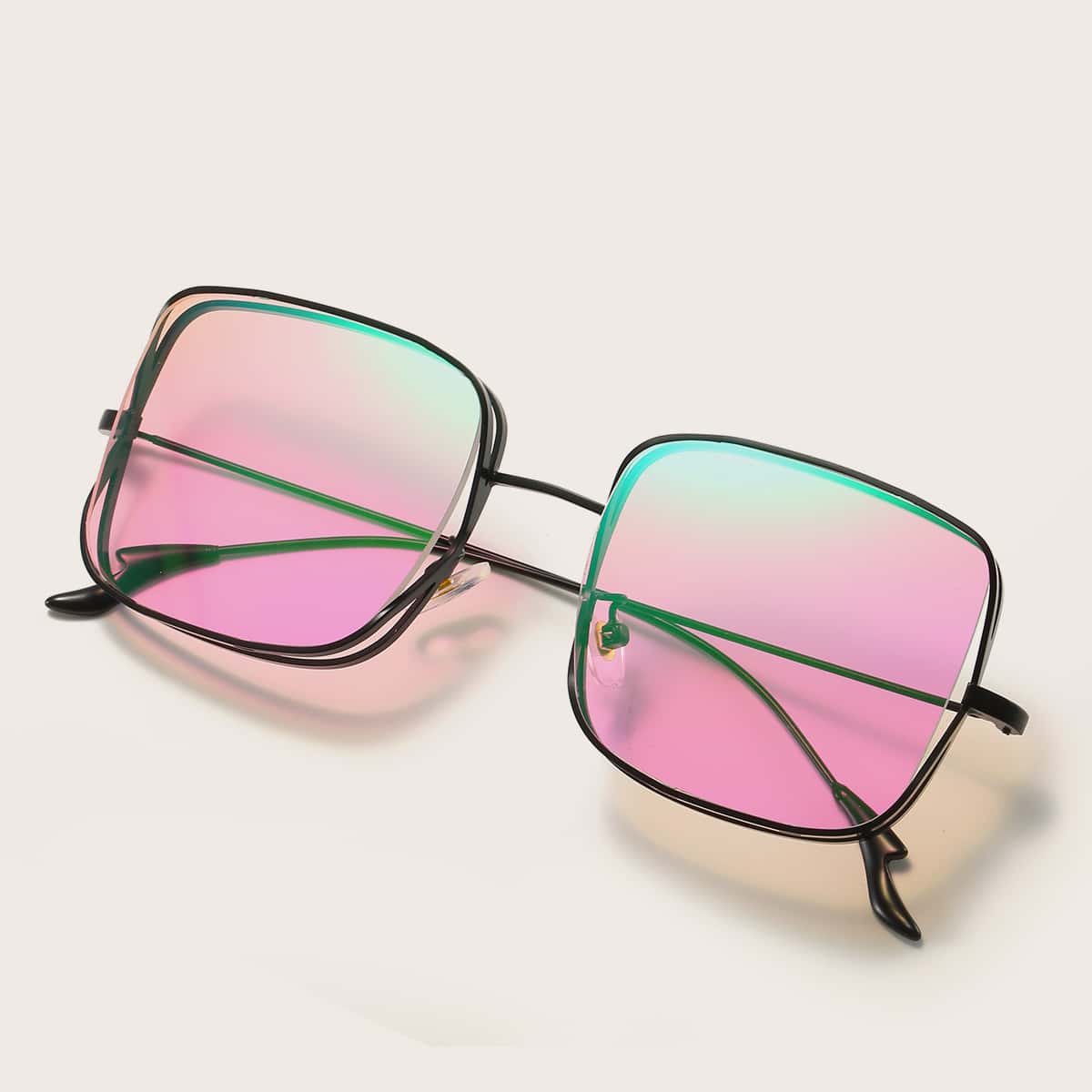 

Metal Square Frame Sunglasses