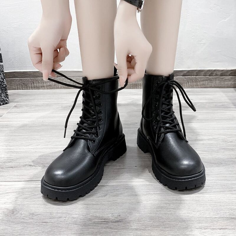 

Minimalist Combat Boots, Black