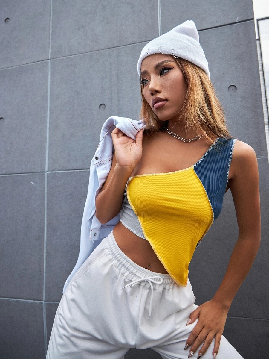 SHEIN Unity 撞色單肩針腳鎖邊不對稱下擺短款上衣 - 彩色 - 查看 1