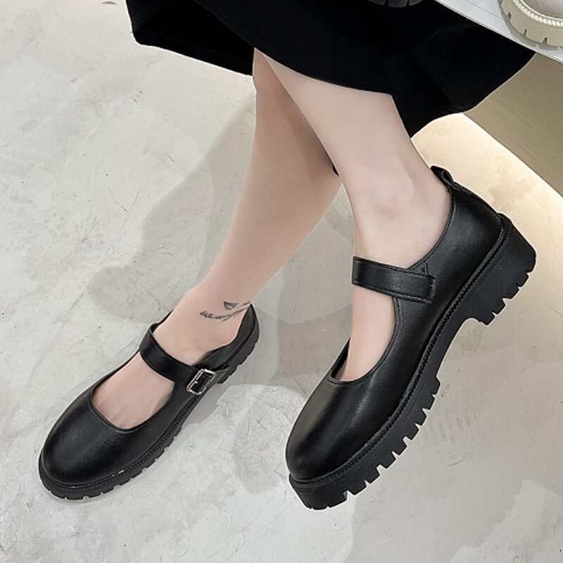 

Minimalist Mary Jane Flats, Black