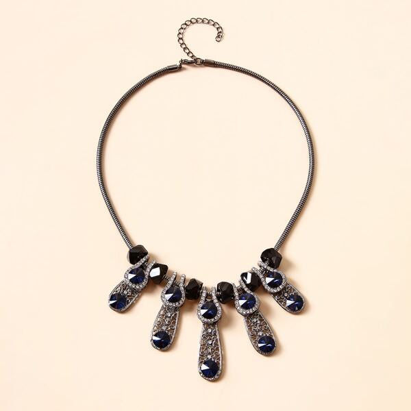 

Rhinestone Pendant Necklace, Navy blue