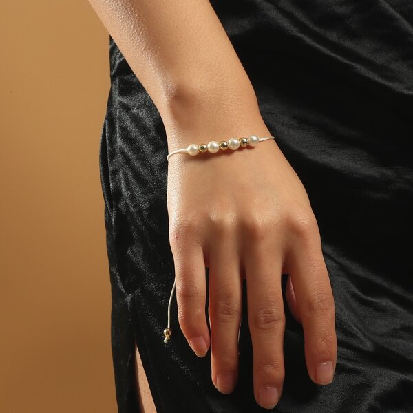 

Faux Pearl Decor Bracelet, White