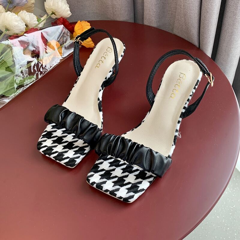 

Ruched Strap Slingback Sandals, Black