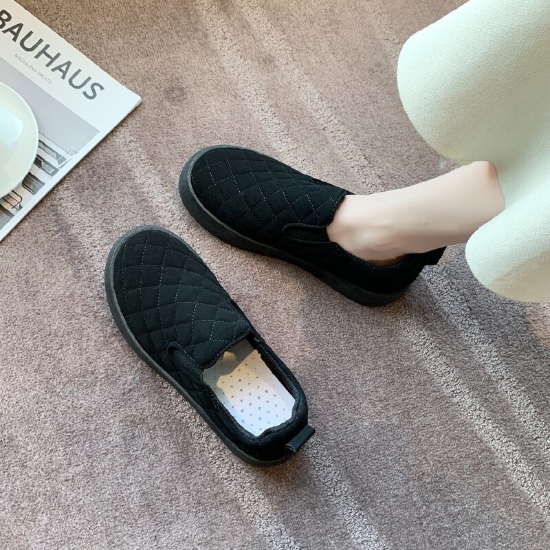 

Slip On Quilted Sneakers, Black