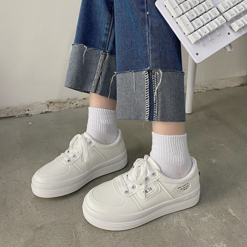 

Lace Up Front Skate Shoes, White