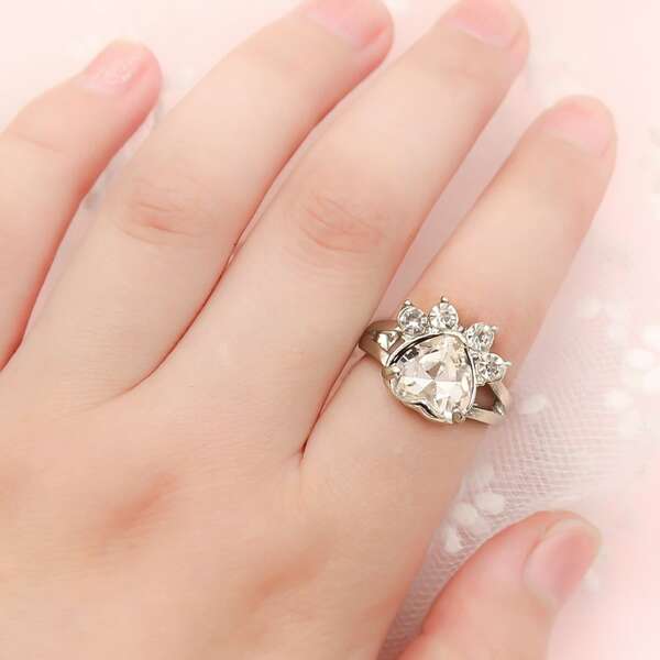 

Girls Rhinestone Paw Decor Ring, White
