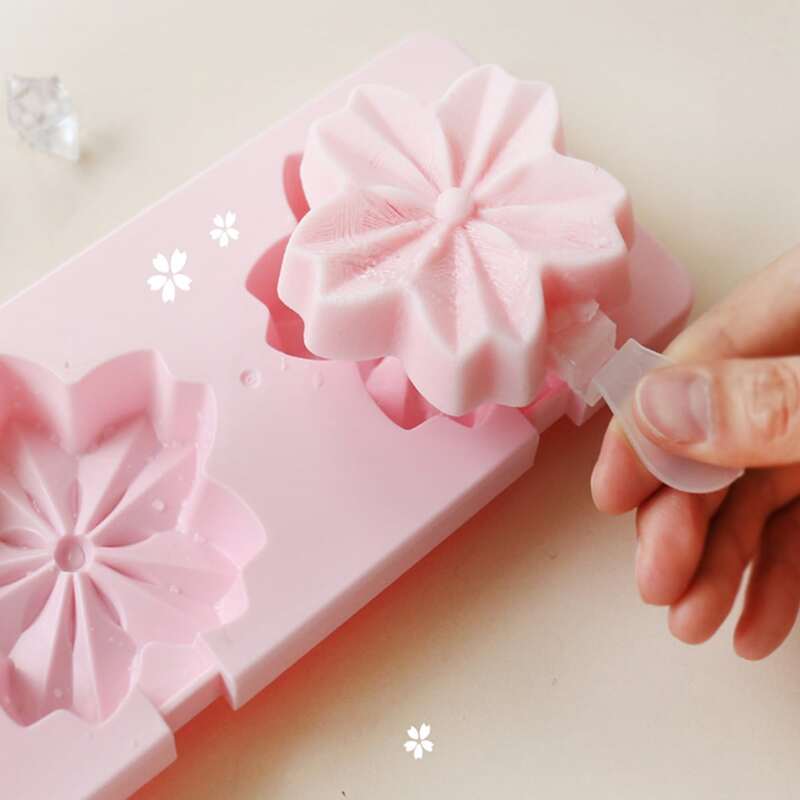 

1pc Floral Ice Cream Mold, Multicolor