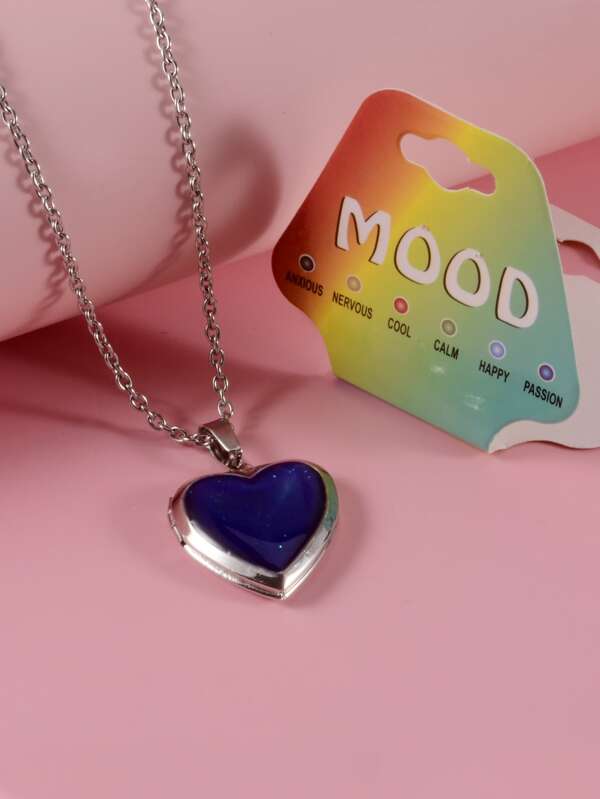 سلسل بقلادة قلب متغيرة الألوان