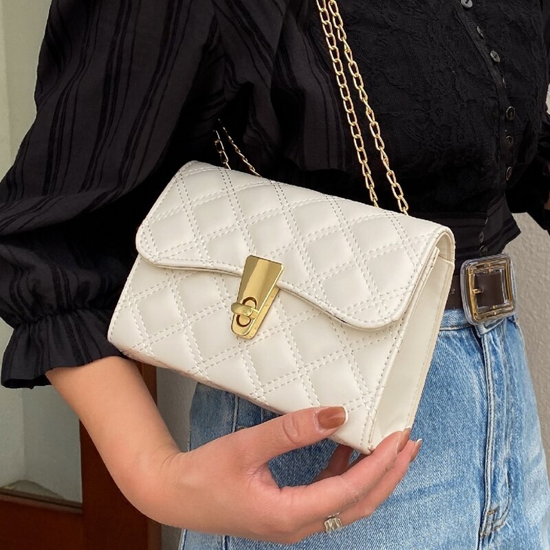 

Turn-lock Quilted Chain Shoulder Bag, White