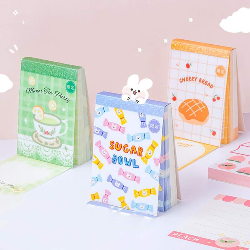

1pc Cartoon Graphic Random Notebook, Multicolor