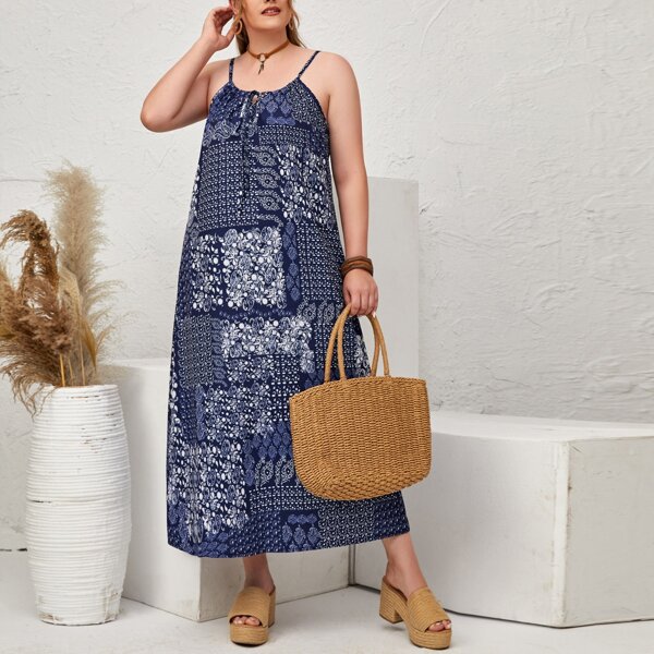 

Plus Paisley Tie Front Cami Dress, Navy blue