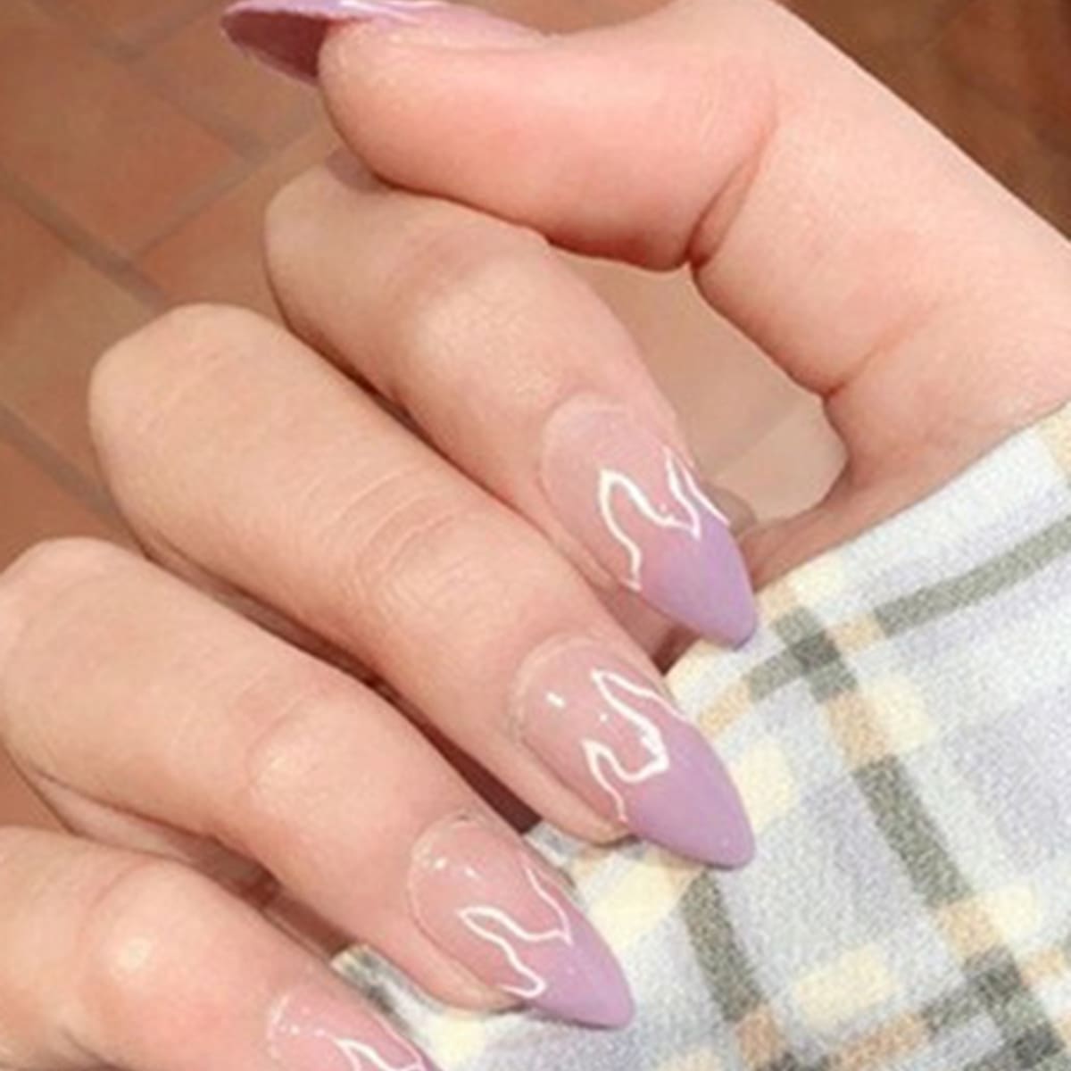 

24pcs Graphic Fake Nail, Purple