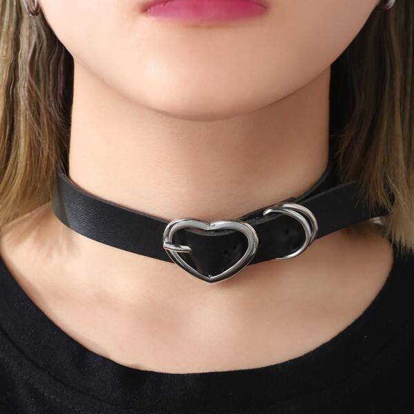 

Heart Buckle Choker, Black