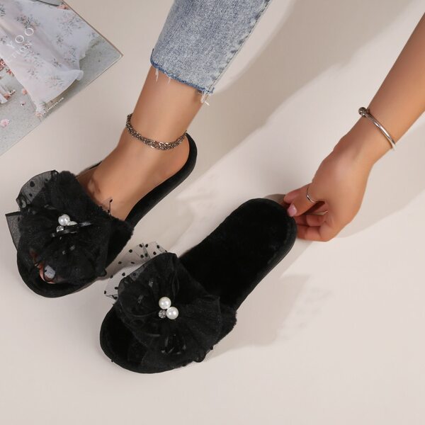 

Faux Pearl & Bow Decor Fluffy Slippers, Black
