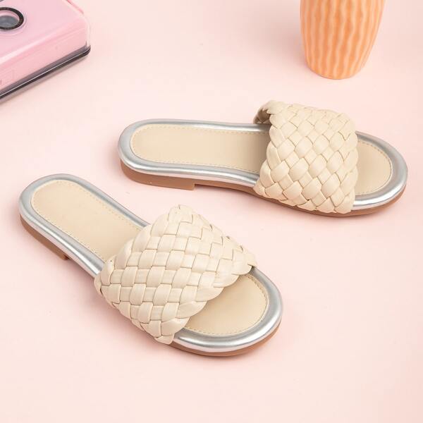 

Toddler Girls Braided Design Slippers, Apricot