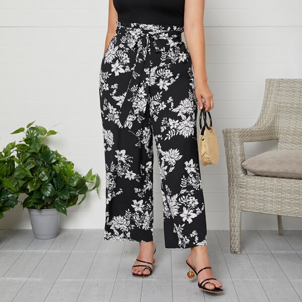 

Plus Self Belted Floral Pants, Black and white