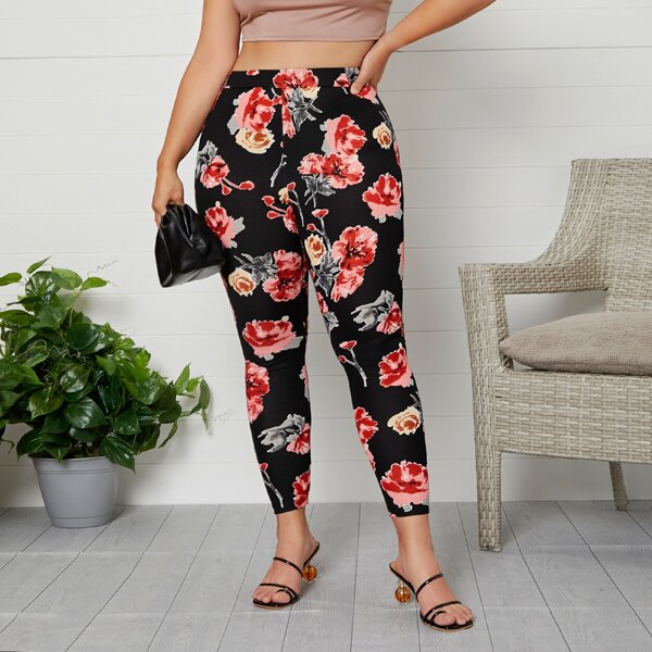 

Plus Allover Floral Pants, Multicolor