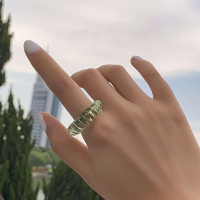 

1pc Clear Ring, Green