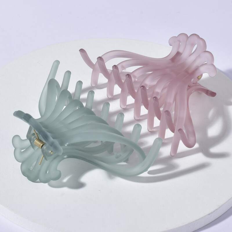

2pcs Minimalist Hair Claw, Multicolor