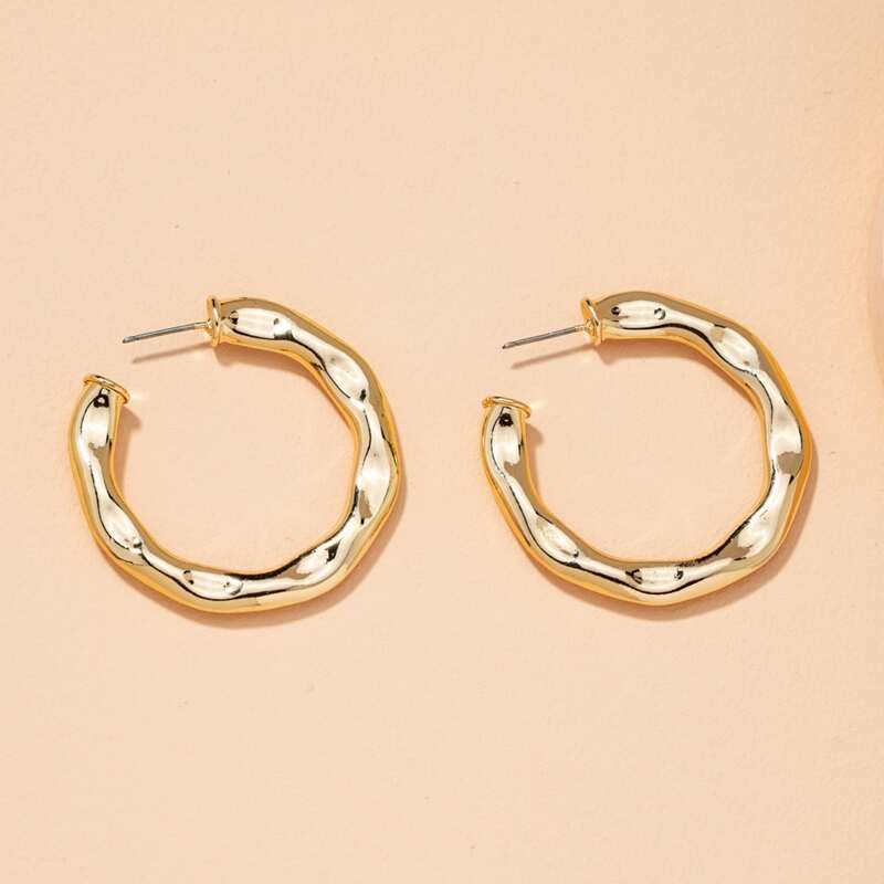 

C-shaped Hoop Earrings, Gold