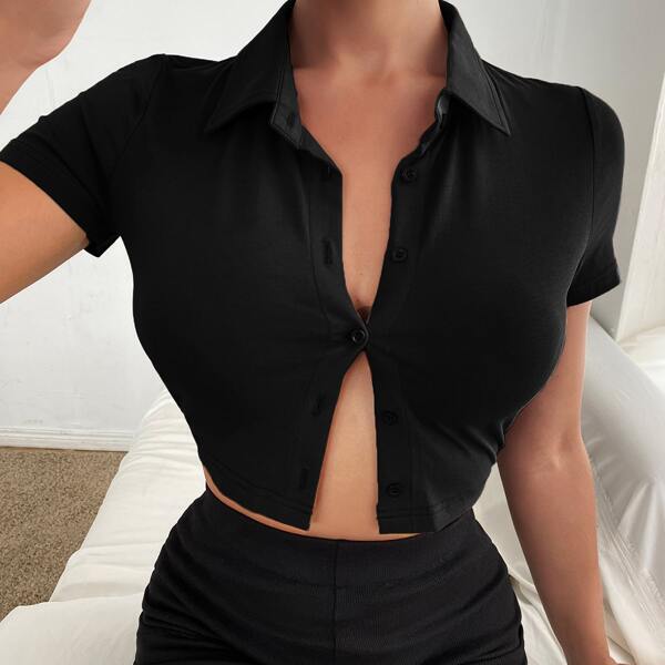 

Solid Button Front Crop Top, Black