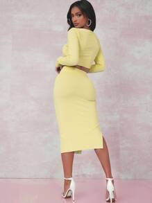 SHEIN SXY Conjunto camiseta corta unicolor con falda de muslo con abertura - Amarillo - Ver 2