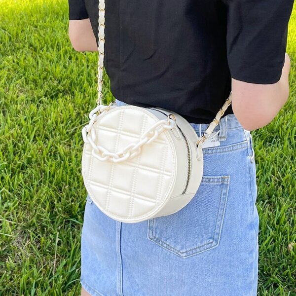 

Chain Decor Quilted Crossbody Bag, Beige