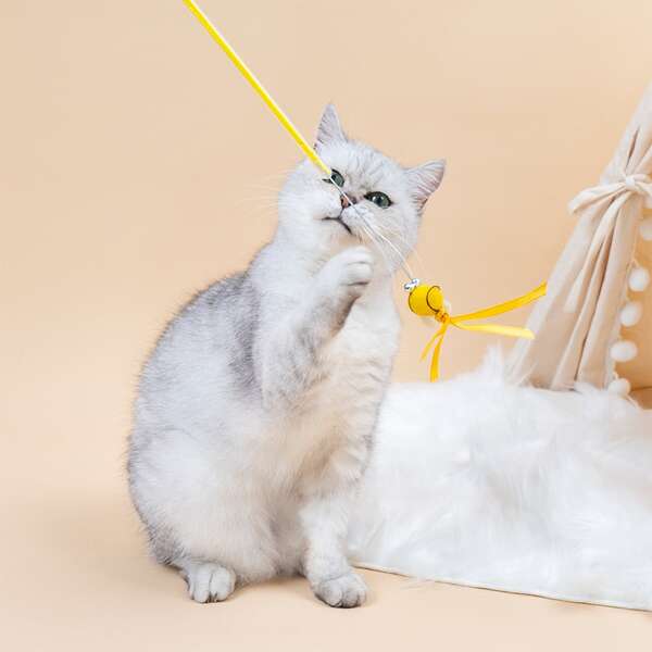 

1pc Cartoon Design Cat Teaser Stick, Yellow