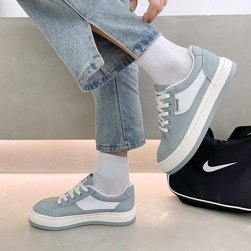 

Lace Up Front Skate Shoes, Blue