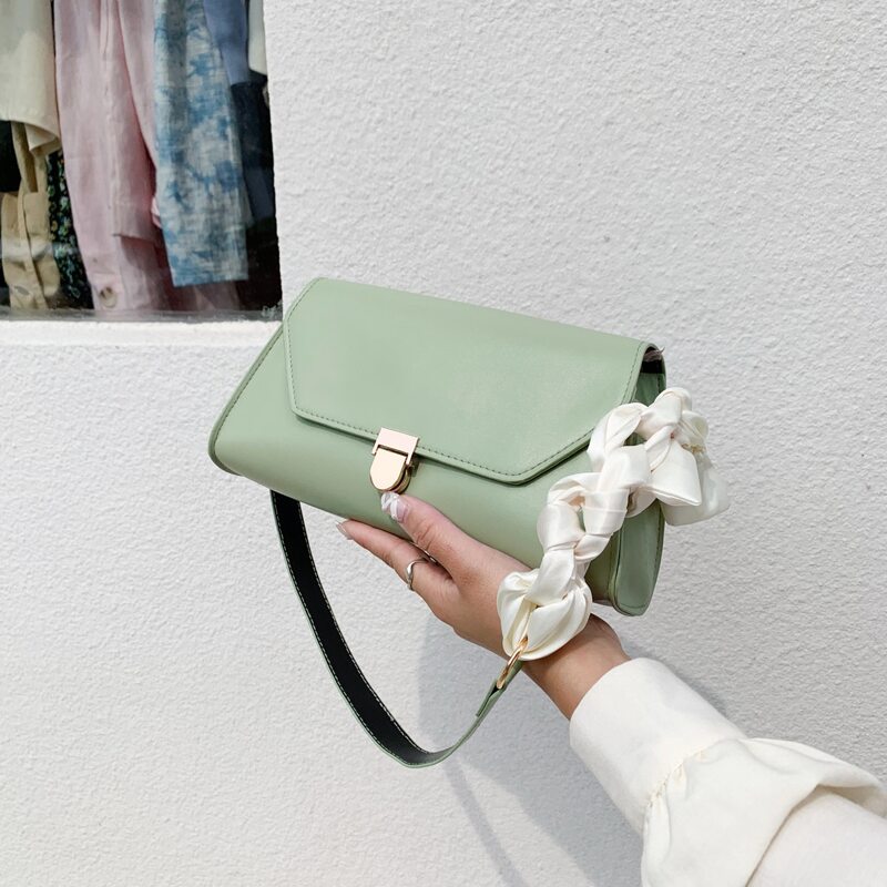 

Metal Lock Flap Shoulder Bag, Green