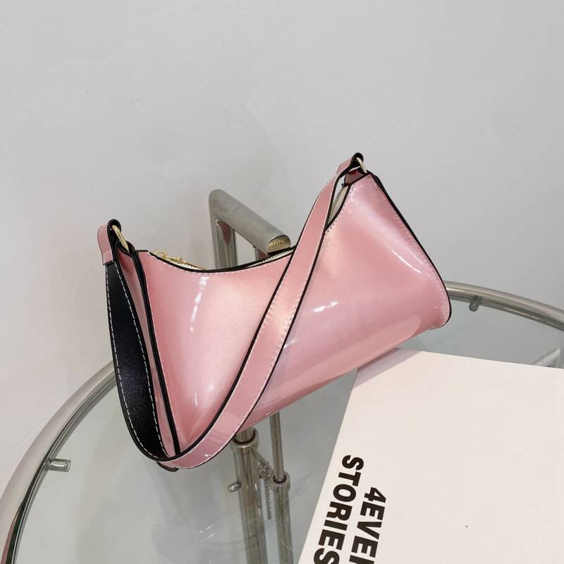 

Patent Leather Shoulder Bag, Pink