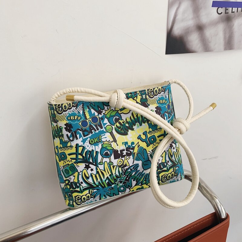 

Cartoon Words Print Shoulder Bag, Green