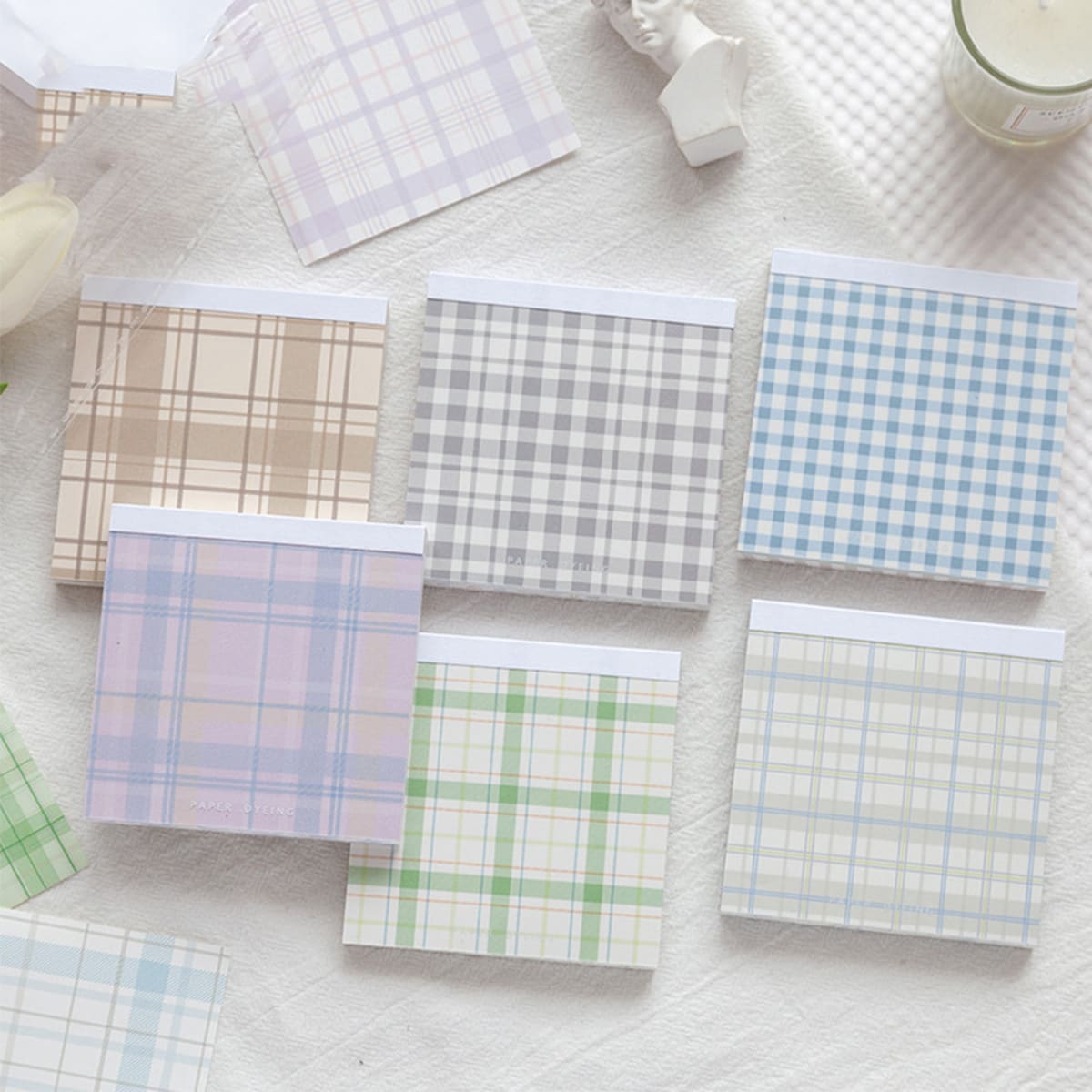 

1pc Random Plaid Memo Pad, Multicolor