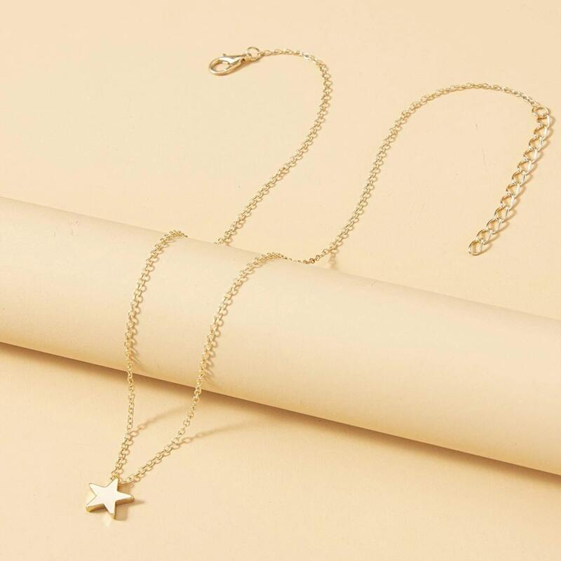 

Star Pendant Necklace, Gold