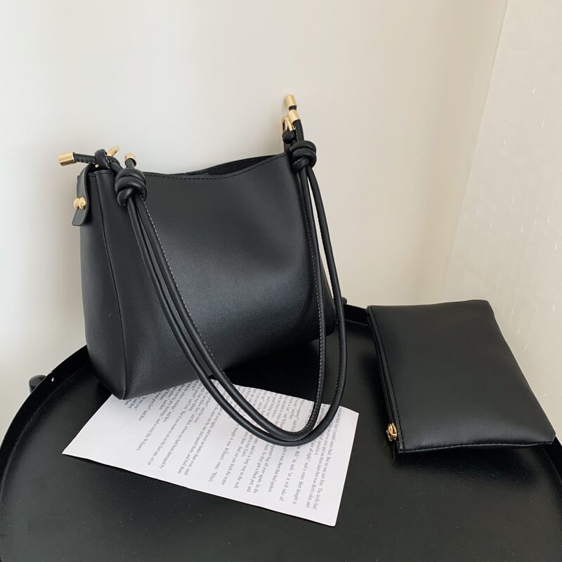 

Minimalist Crossbody Bag, Black