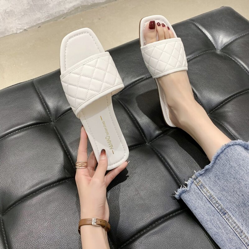 

Quilted Slide Sandals, White
