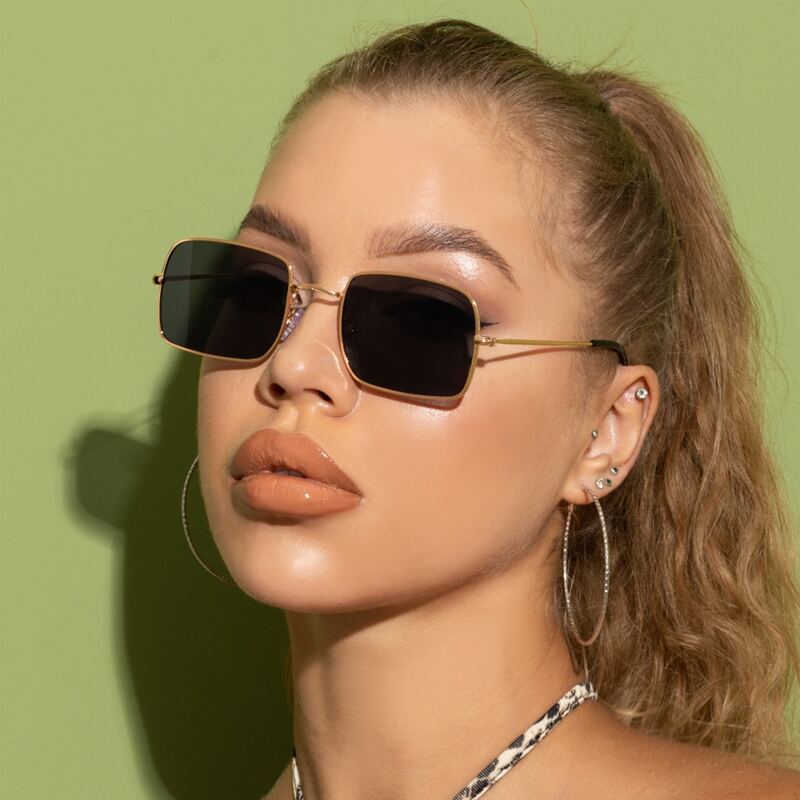 

Metal Frame Sunglasses